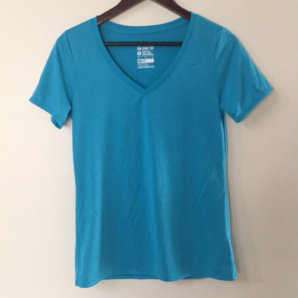 The Nike Tee Atlantic Cut Dri-Fit, blue size m